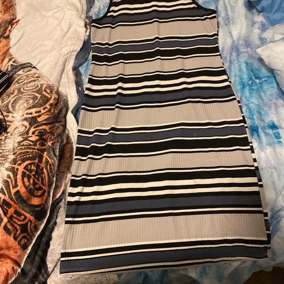 Grey blue and white dress - Picture 1 of 2